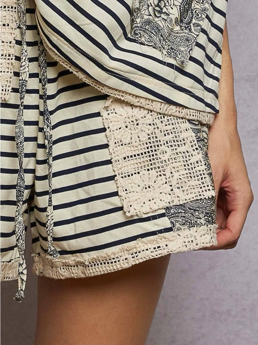 Paisley Crochet Patch Stripe Short Pants